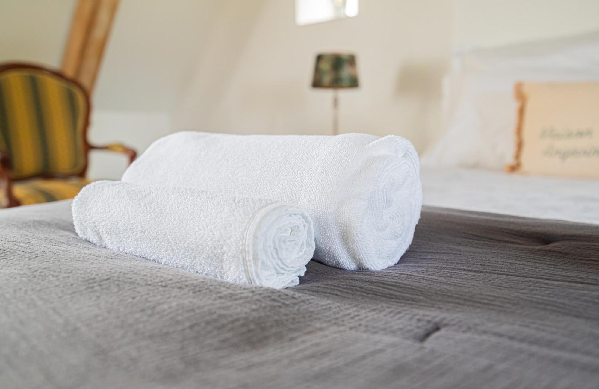 La Fontaine Du Mont Hotel Murs-Erigne ภายนอก รูปภาพ